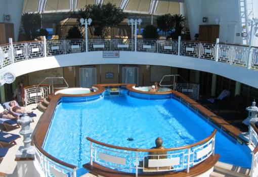 The Sanctuary (piscina solo para adultos)